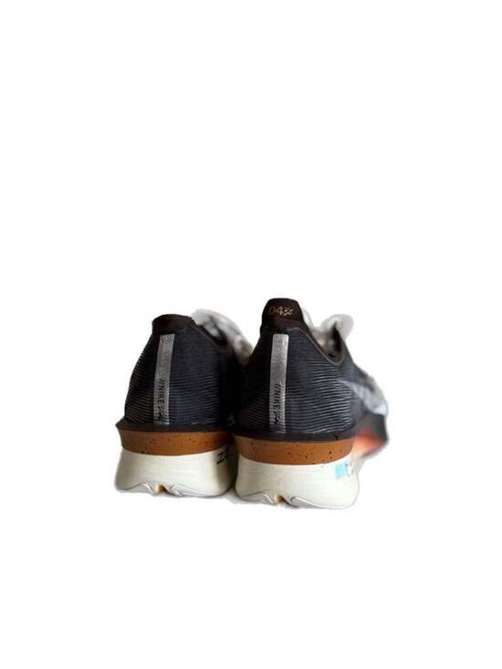 Athletic_Shoes